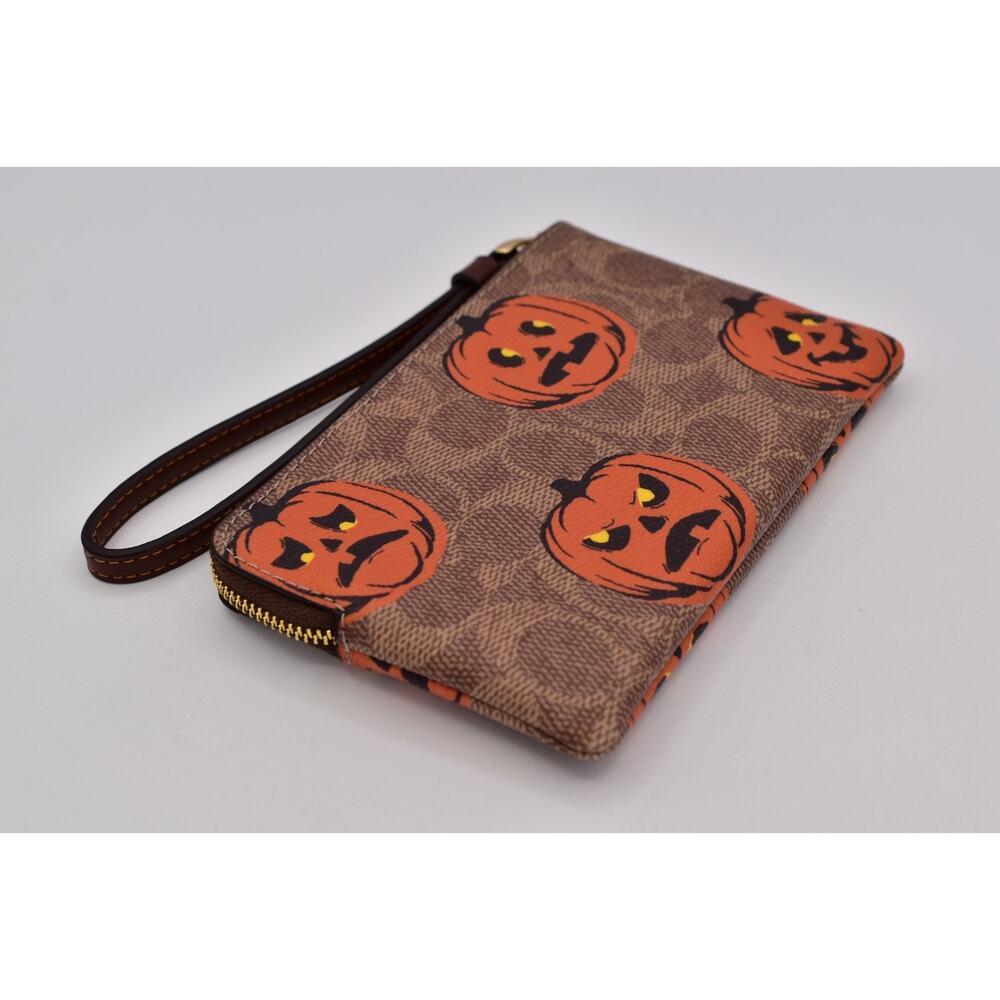 Coach Corner Zip Wristlet In Signature Canvas With Halloween Print Pumpkin NWT - Picture 15 of 16